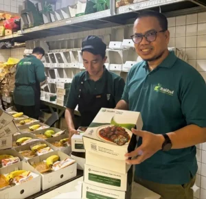 Bayu Rekso Aji (owner) dan tim iBalibul Catering dan Aqiqah - jasaaqiqahmalang.com
